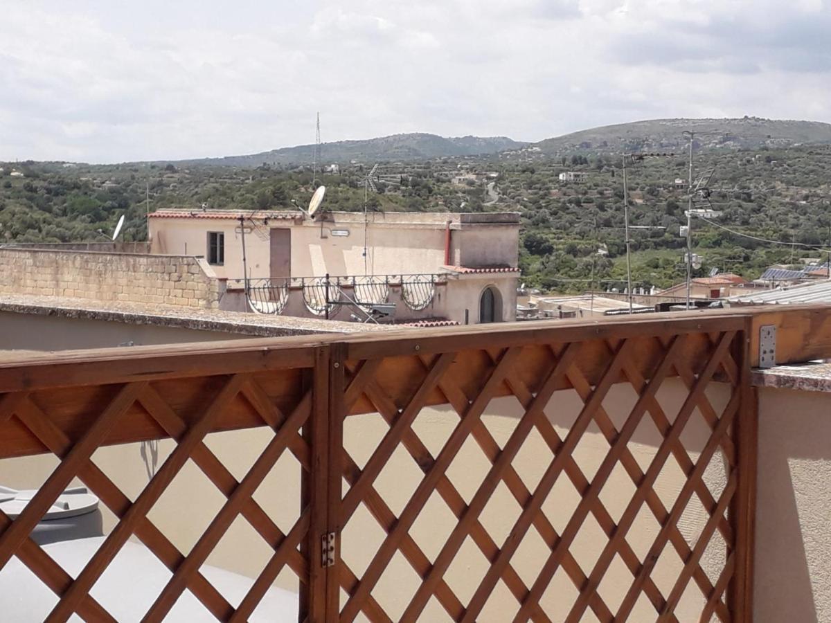 A Casa Tua Affitti Brevi Bed & Breakfast Noto Exterior photo